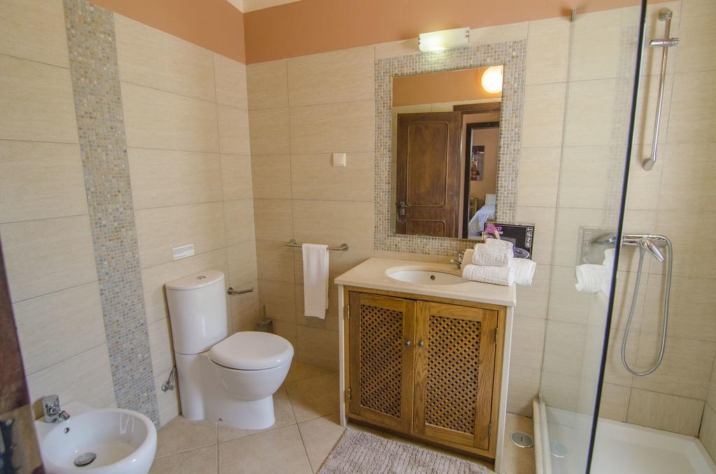 Villa Anita Quarteira Bagian luar foto